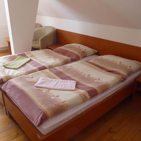 Tri Studnicky Apartment Strbske Pleso ภายนอก รูปภาพ