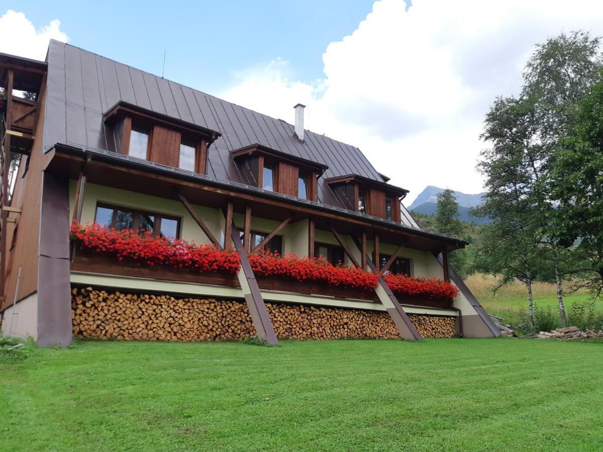 Tri Studnicky Apartment Strbske Pleso ภายนอก รูปภาพ